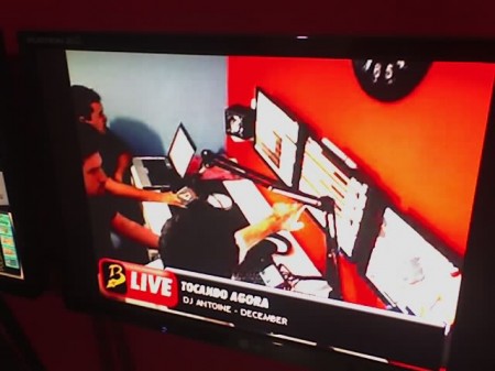 BestRadio Brasil, agora com newsbar! BestRadio Brasil, agora com newsbar!