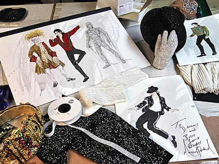 Esboços das roupas de Michael Jackson
